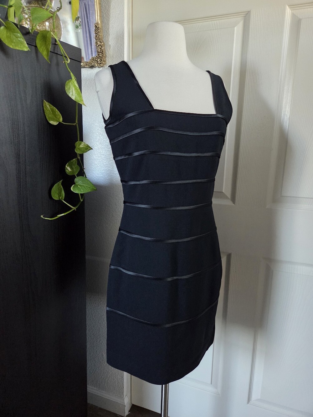 Vintage Ann Tjian for Kenar black bodycon dress Square Neck Size 6